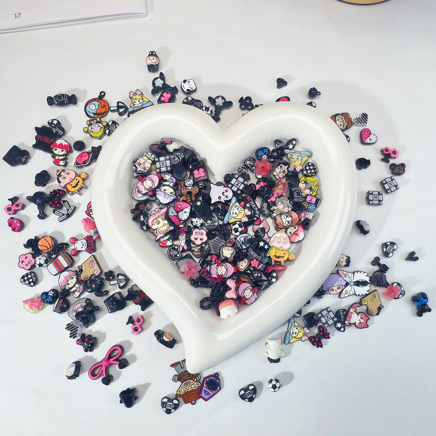 20pcs cartoon painted alloy black combination DIY jewelry accessories